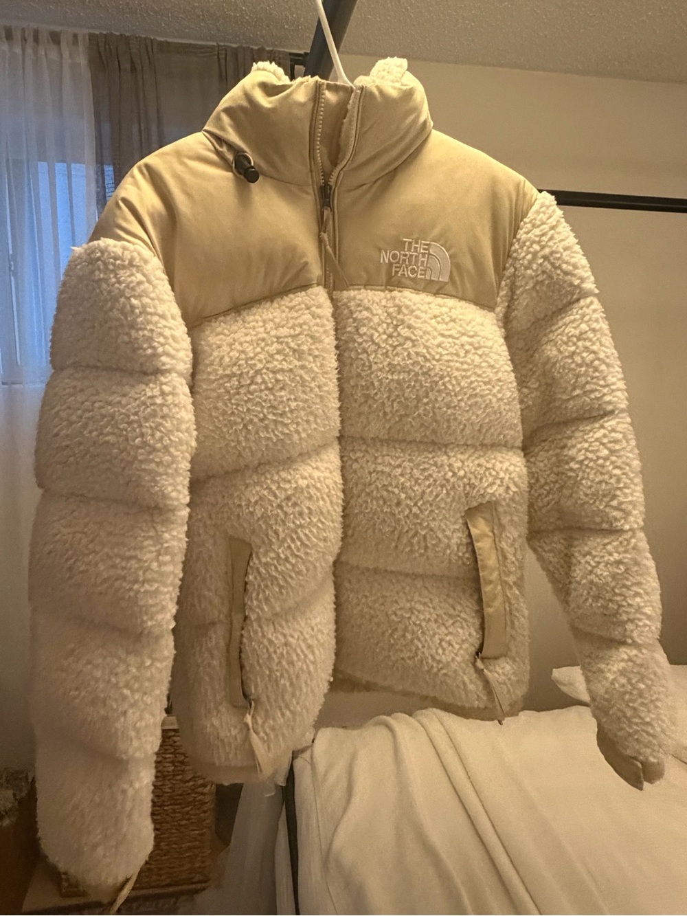 The North Face 500 Cream Sherpa Puffer Jacket